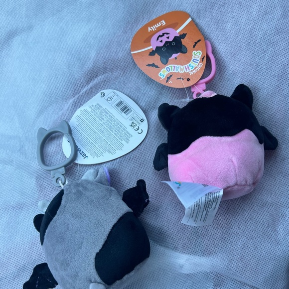 Squishmallows | Toys | Emily The Bat And Bridgette The Cow Bat 35 Clip ...